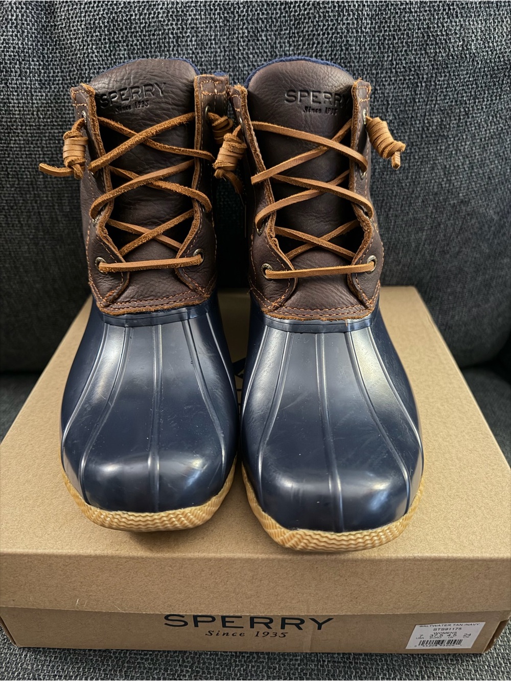 Women’s Brown & Navy Sperry Duck Boots - size 7 - Picture 3 of 8